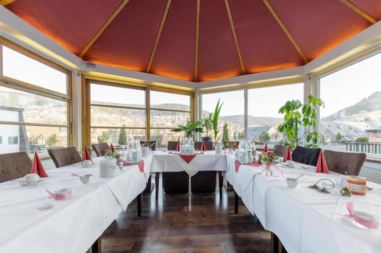 Panoramahotel Berghof Baiersbronn Eksteriør billede